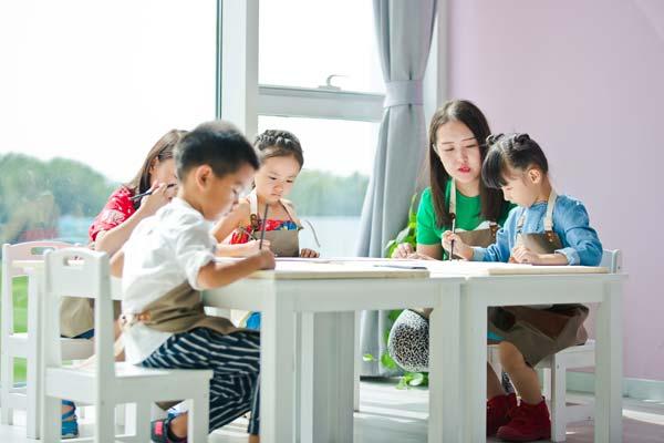 少兒美術教育加盟品牌